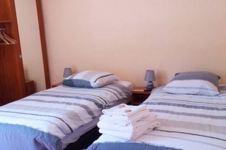 Room 5 of 31