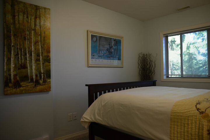 Room 4 of 46