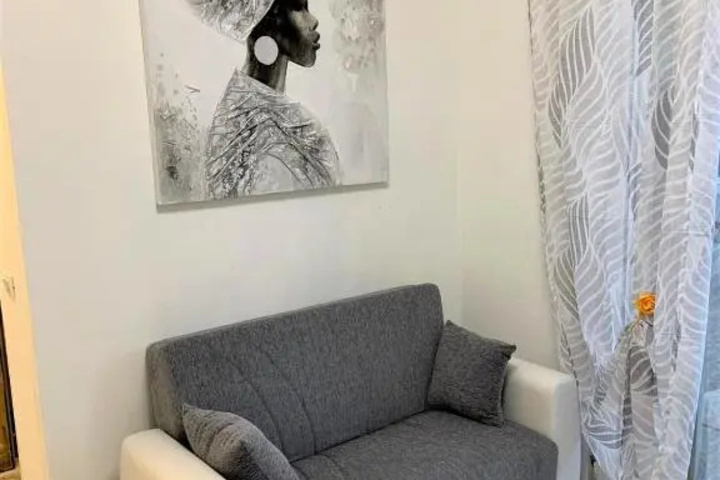 Room 2 of 15
