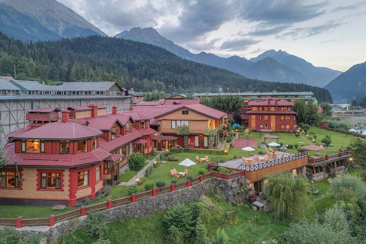 Pahalgam hotel