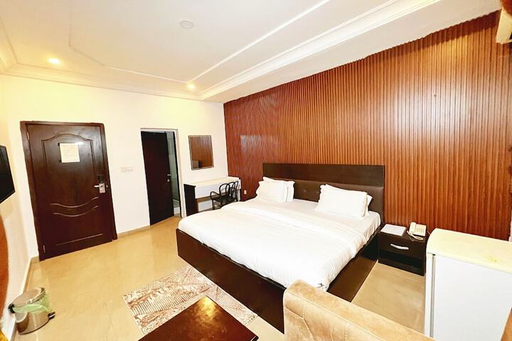 Room 19 of 45