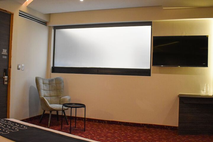 Room 20 of 39