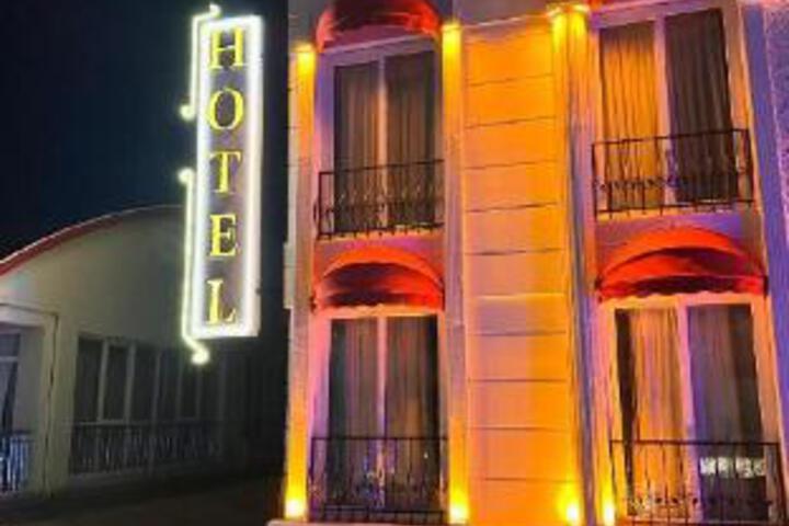 Hotel 9 of 23