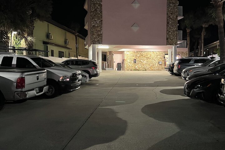 Hotel 70 of 79