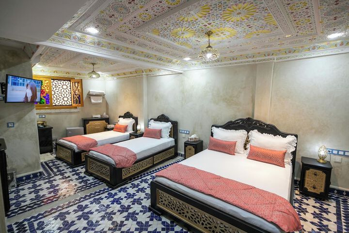 Room 6 of 20