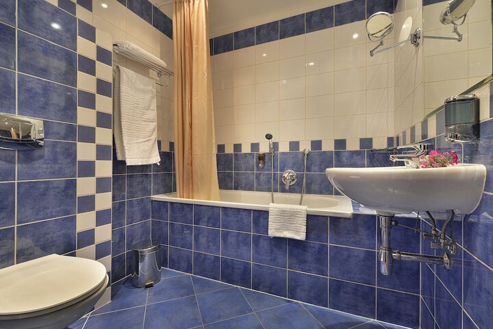 Clean Restrooms