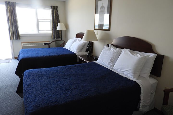 Room 20 of 115