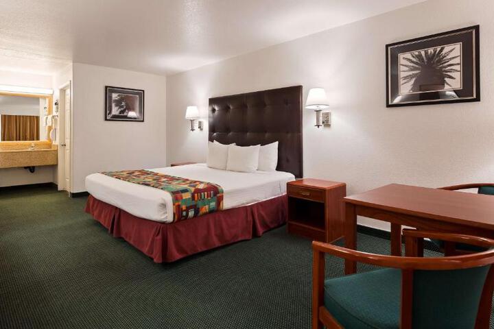 1 King Bed - Wireless High Speed Internet Accessible Microwave and Refrigerator, Coffee Mak (10 of 13)