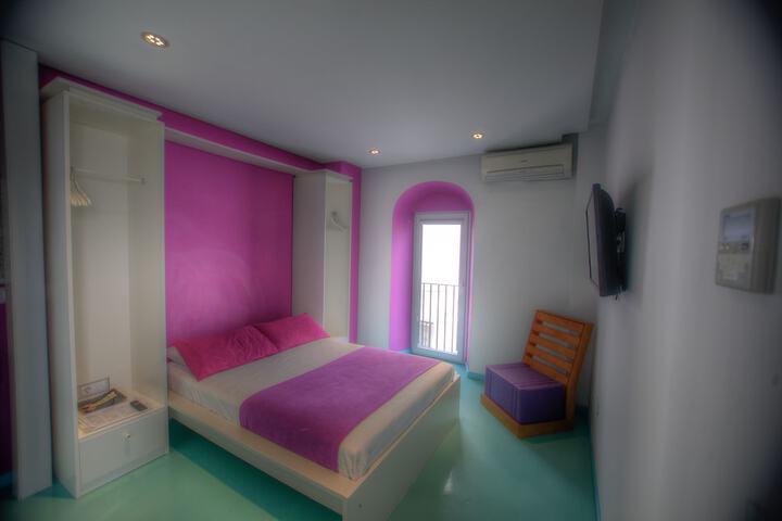 Room 21 of 50