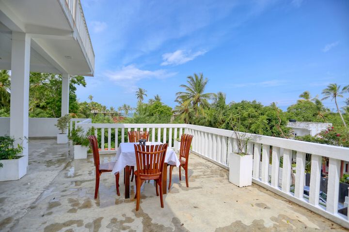 Terrace/Patio 3 of 10