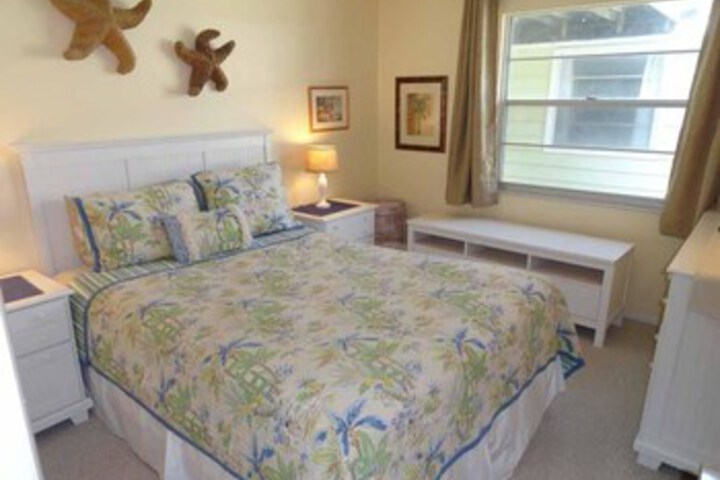 Room 16 of 22