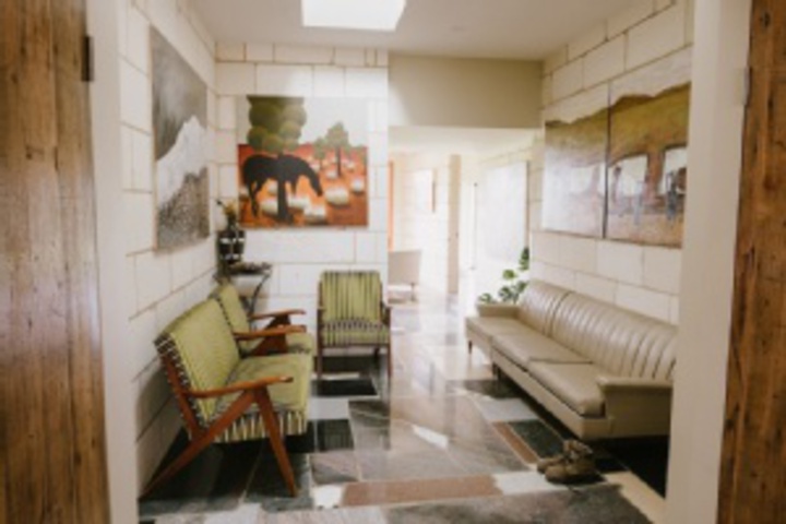 Room 140 of 252