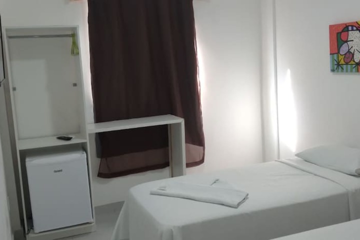 Room 17 of 65