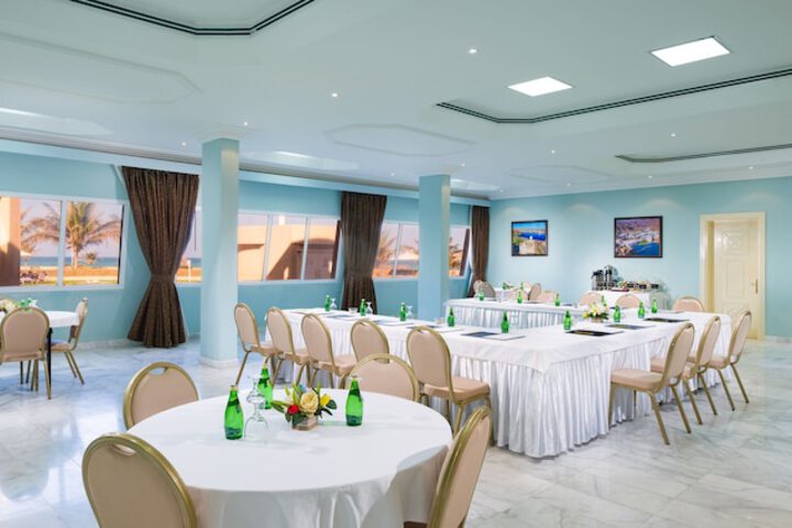 Ballroom/Hall 36 of 58