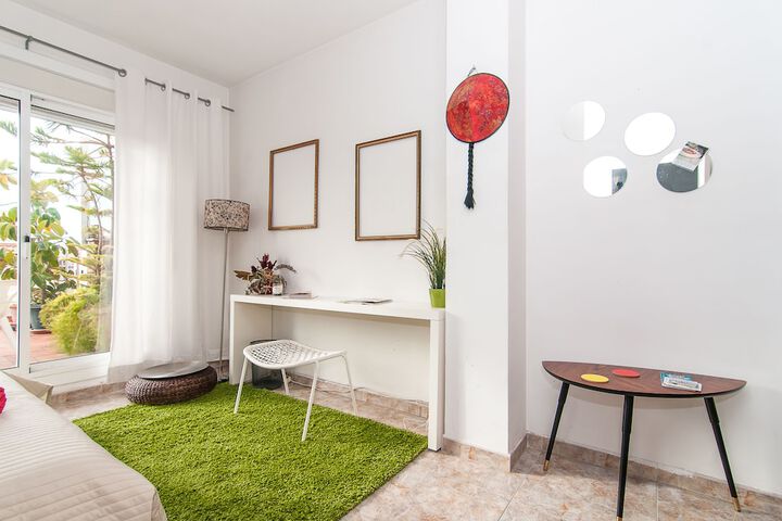 Room 2 of 23