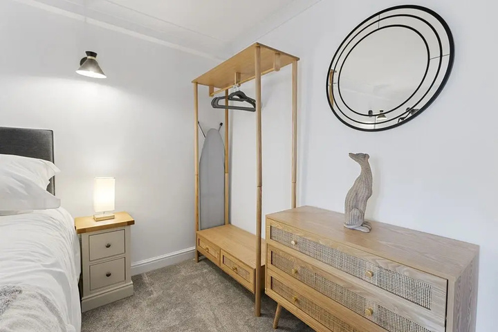 Room 5 of 21