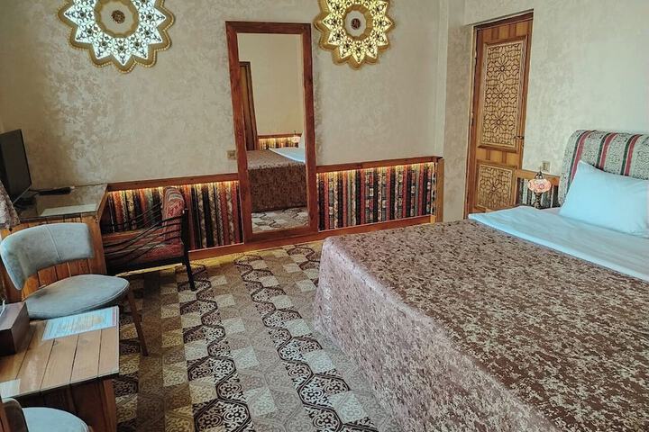 Room 34 of 140