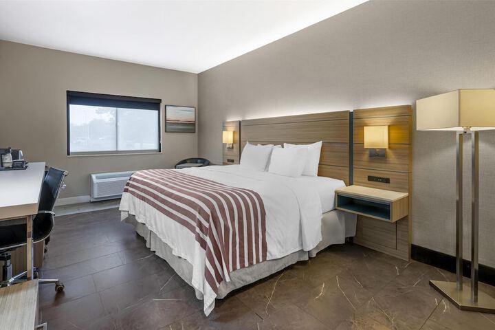 Room 22 of 48