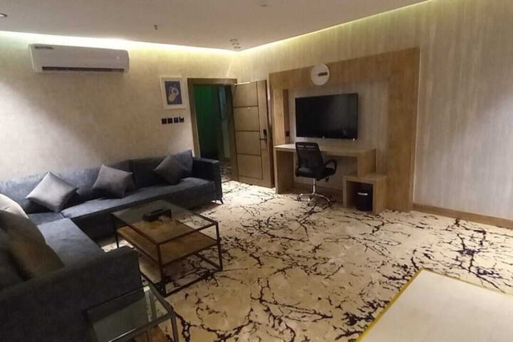Room 19 of 38