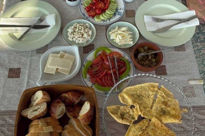 Breakfast/Coffee Service 40 of 108