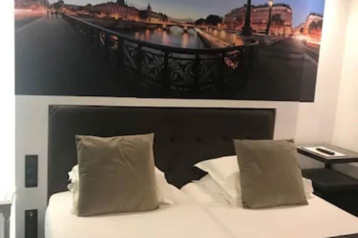 Room 58 of 173