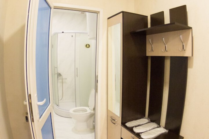 Room 20 of 26