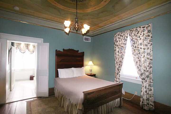 Room 76 of 170