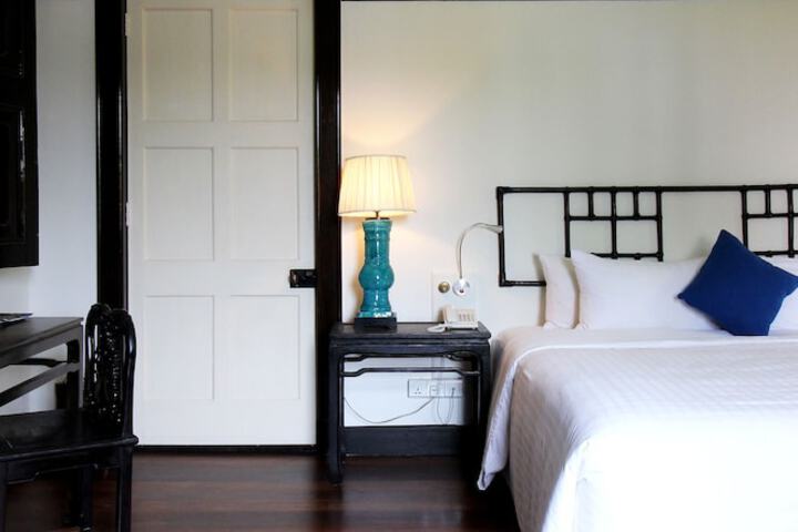 Room 9 of 151