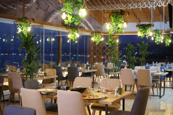 Dining 173 of 218