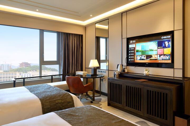 Room 9 of 60
