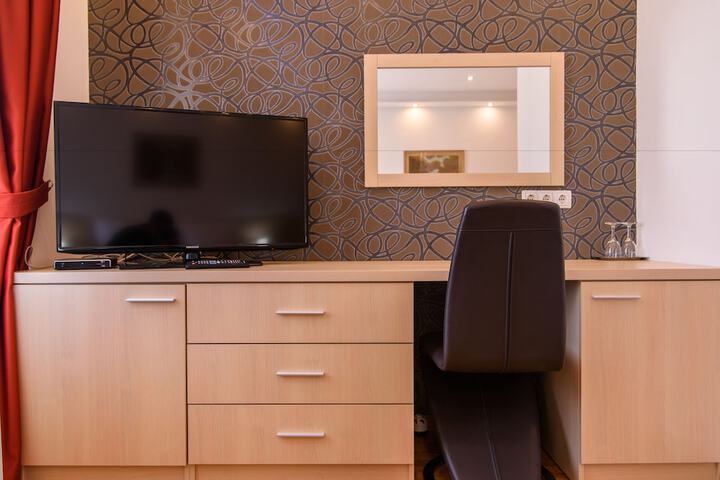 Room 22 of 132