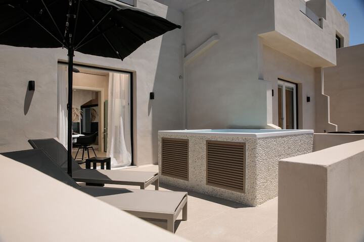 Terrace/Patio 52 of 136