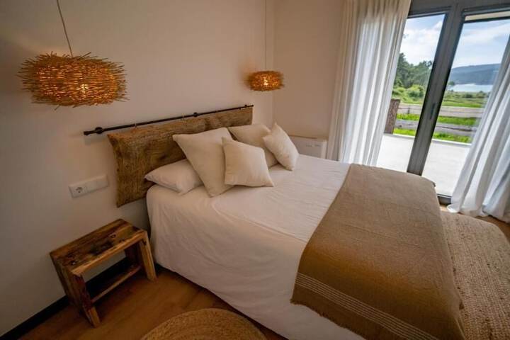 Room 4 of 46