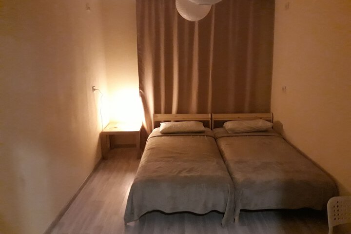 Room 11 of 17
