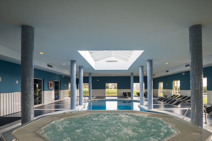 Pools & Facilities