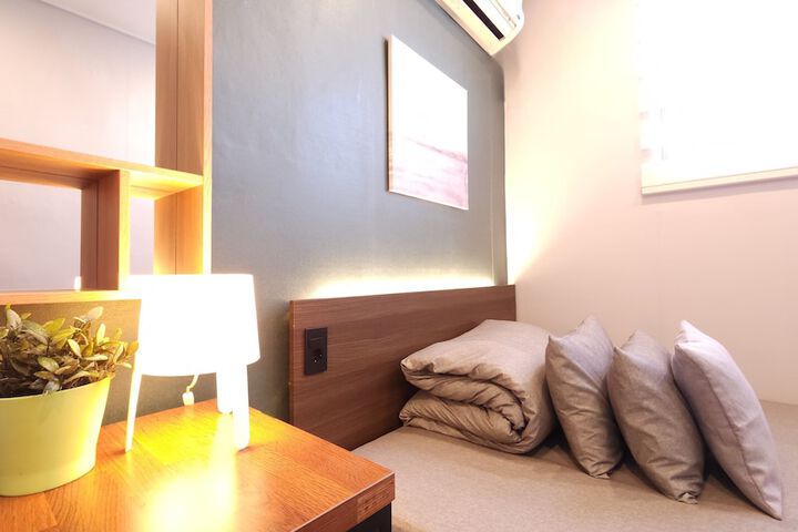 Room 16 of 58