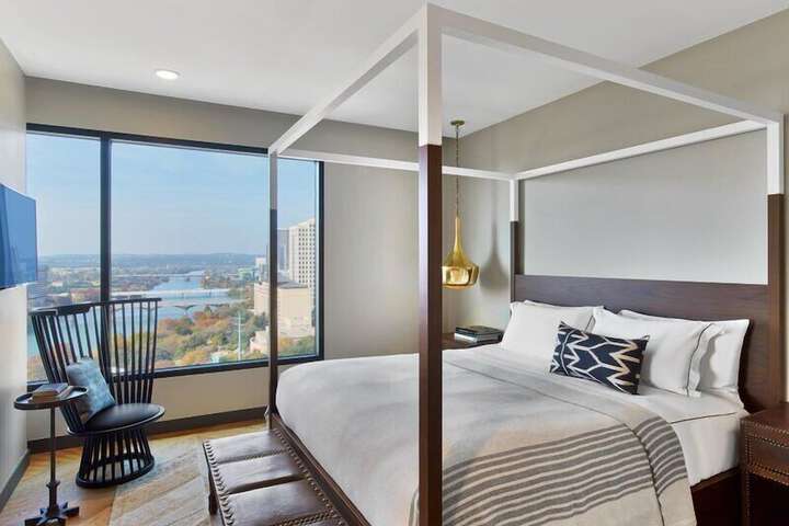 Room 38 of 121