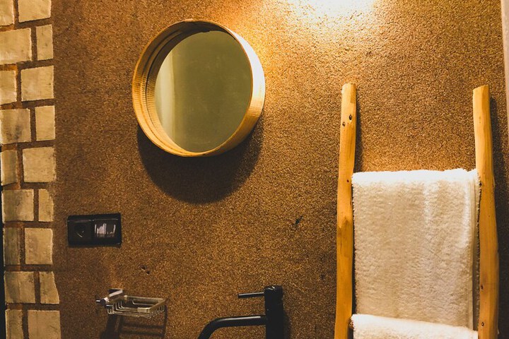 Room 16 of 26