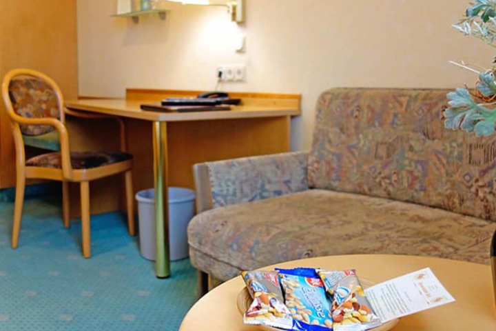 Room amenity