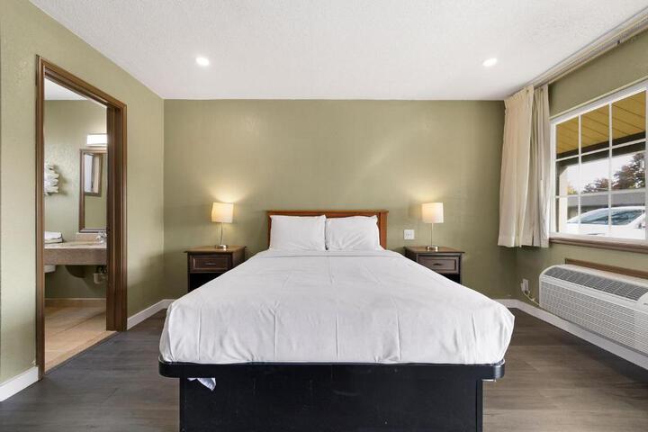 1 Double Bed (6 of 16)