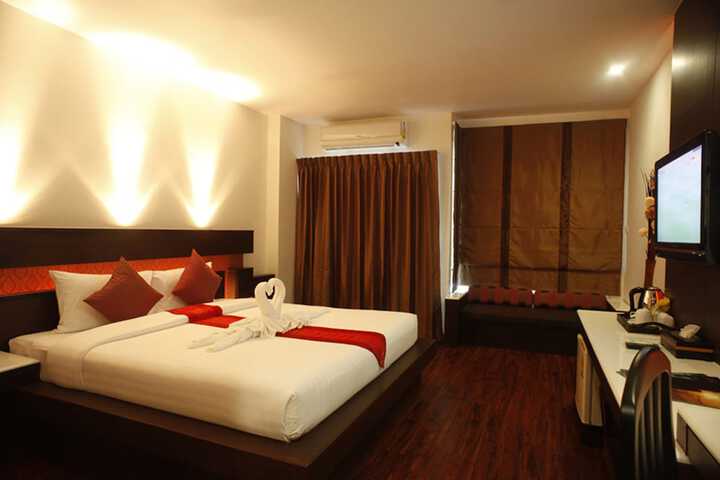 Room 10 of 51