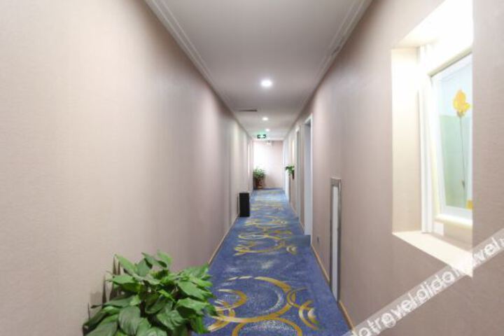 Hotel Interior 6 of 10