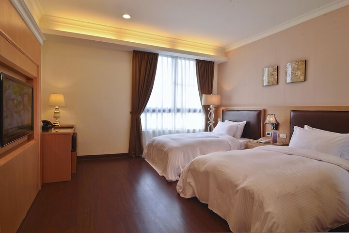 Room 16 of 97