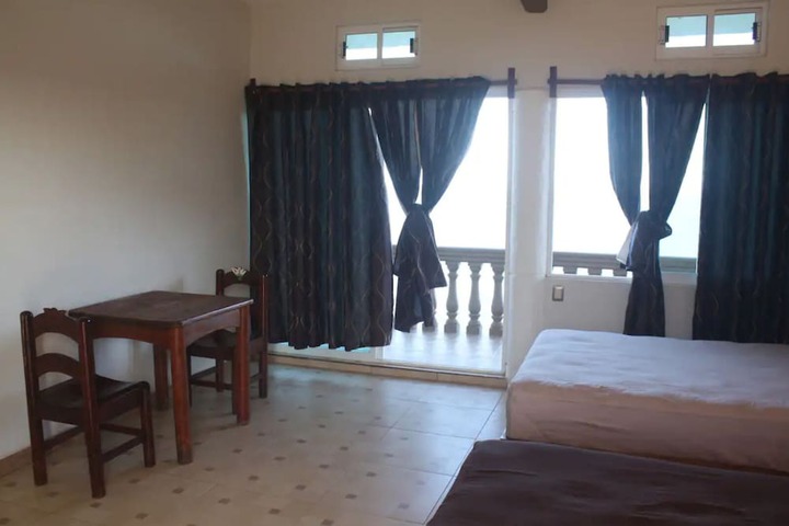 Room 15 of 29