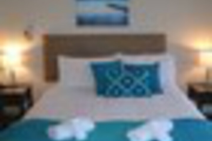 Room 5 of 24
