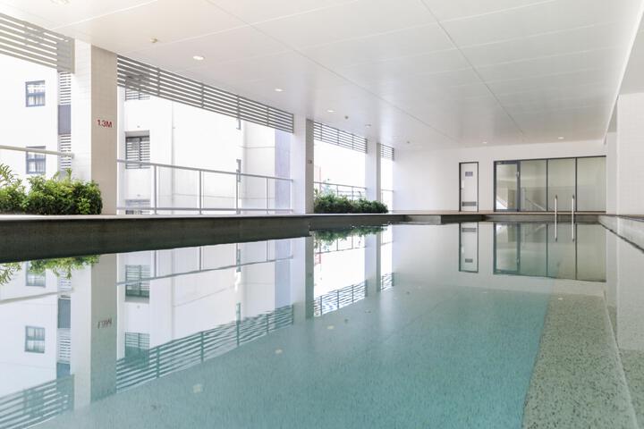 Pool 20 of 60