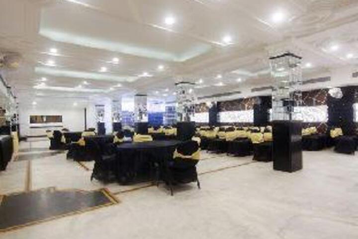 Hotel Celebration & Banquets