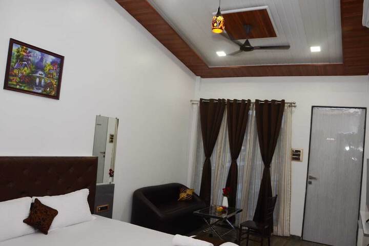 Room 7 of 23