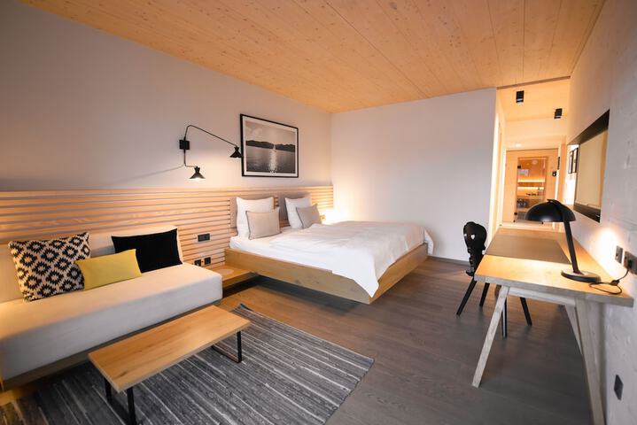 Room 64 of 140