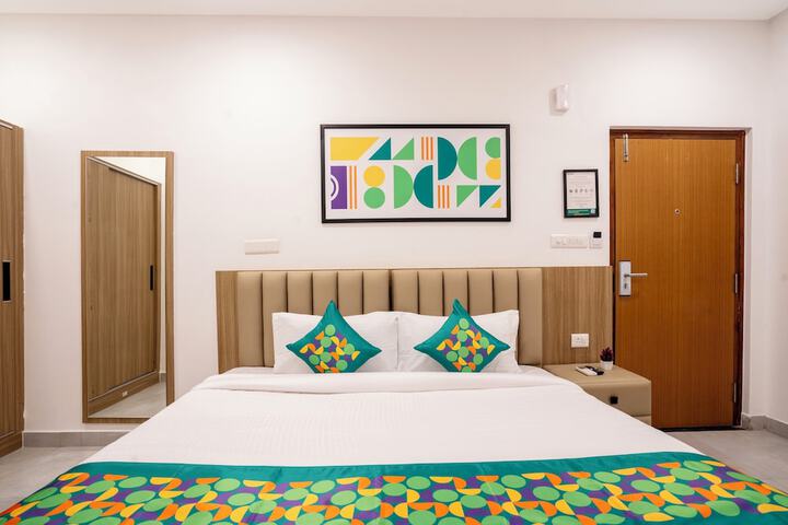 Room 11 of 42